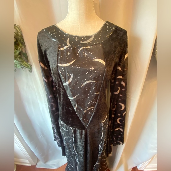 ❌SOLD❌ WITCH SORCERESS WIZARD COSTUME DRESS SIZE 16-24 XXL - Picture 2 of 10